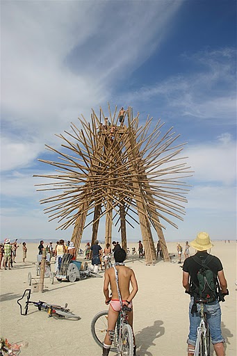 more pictures and videos of burningman 2006